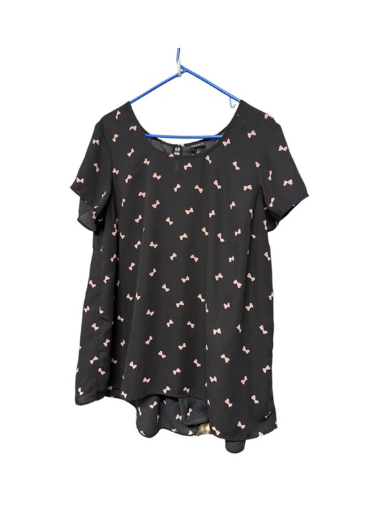 torrid Tops - Torrid Black Bow Print Blouse Short Sleeve Flowy Top